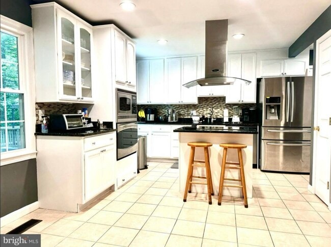 Building Photo - 8407 Finlay Ct