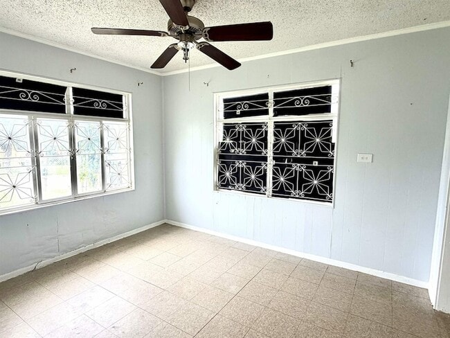 Building Photo - 3212 Pecan St