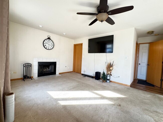 Building Photo - 1606 Donegal Dr