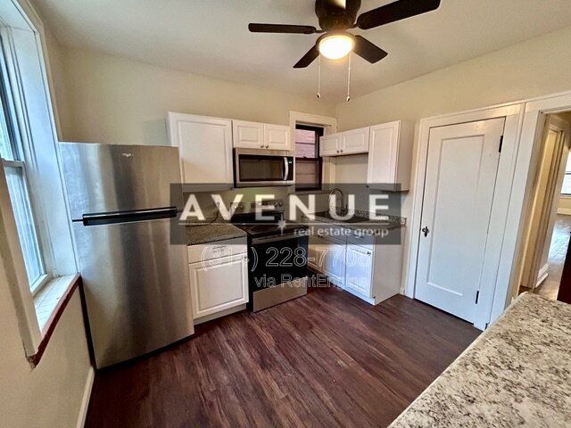 Building Photo - 2633 Russell Blvd