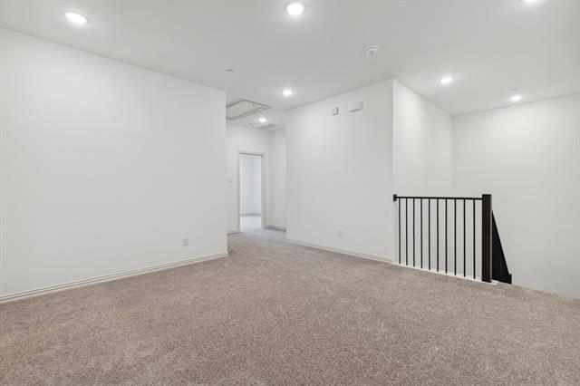 Building Photo - 4717 Spinner St
