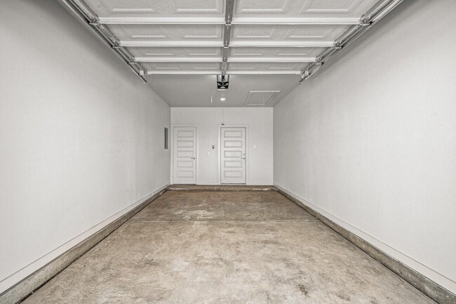 Building Photo - 1113 N 7th St