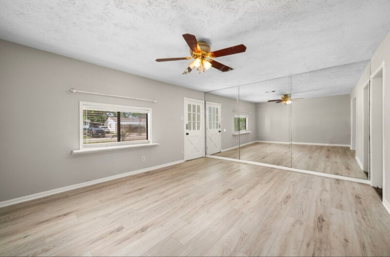 Building Photo - 7418 Oscar Dr