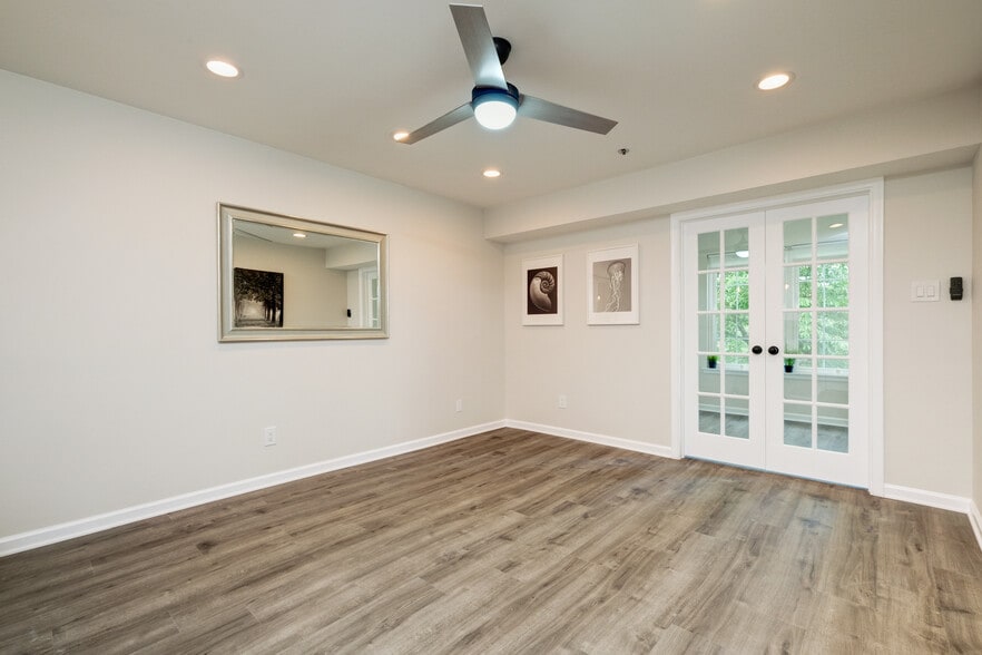 Building Photo - 3315 Wyndham Cir