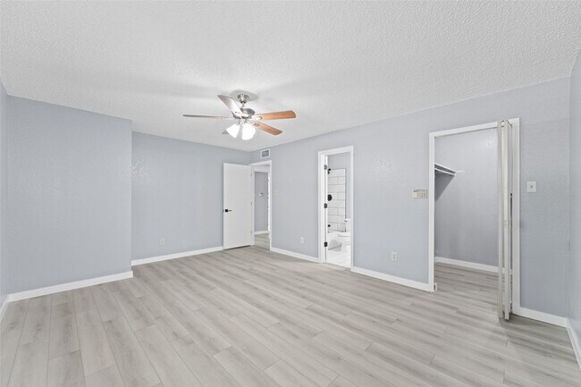 Building Photo - 1509 Pecos St