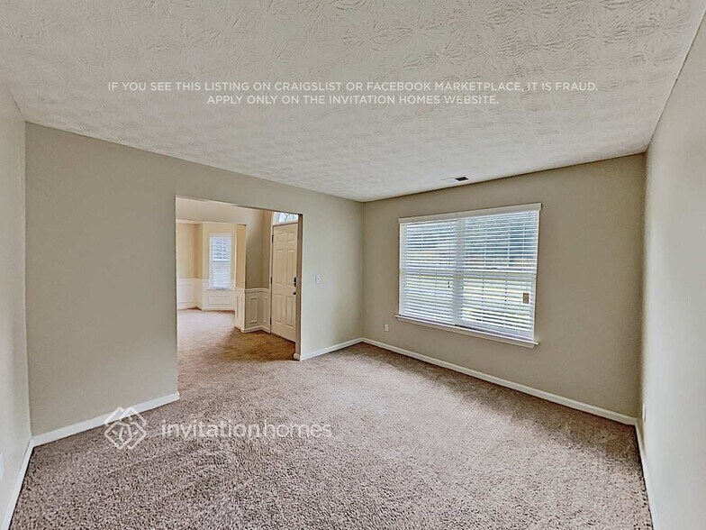 Building Photo - 3262 Ashgrove Ln SW