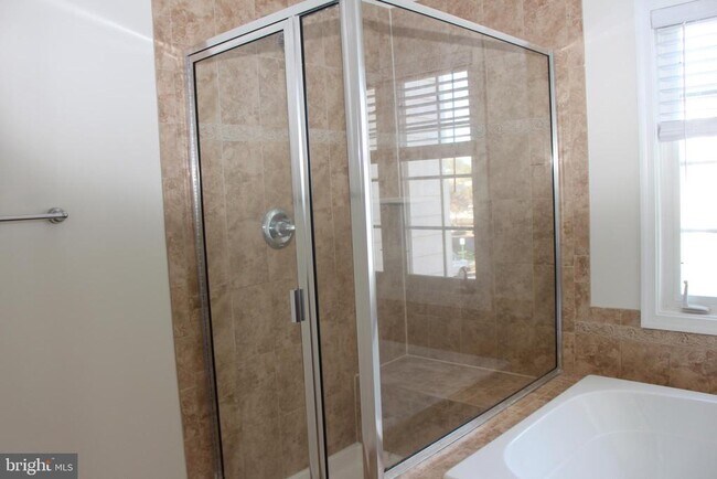 Building Photo - 16382 Gangplank Ln