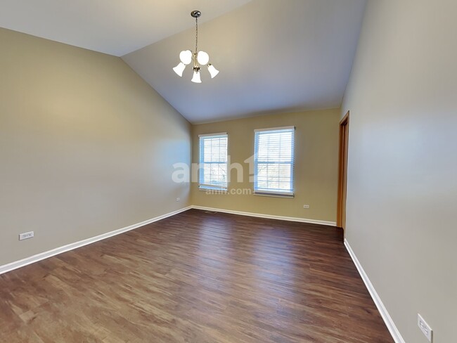 Building Photo - 2735 Lahinch Dr