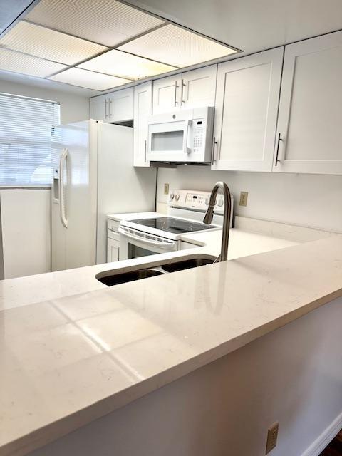 Building Photo - 3013 Sir Hamilton Cir