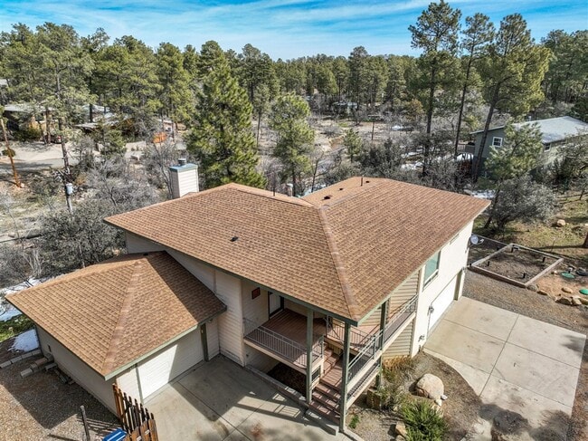 Building Photo - Beautiful home in the Mountain Club!