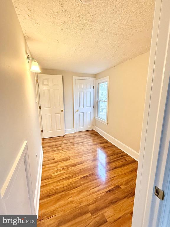 Building Photo - 666 Jefferson Ave