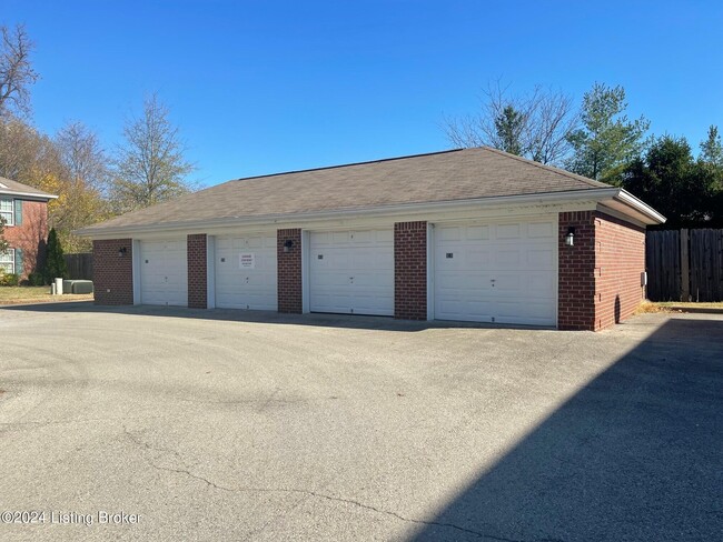 Building Photo - 6800 Crawford Crossing Pl