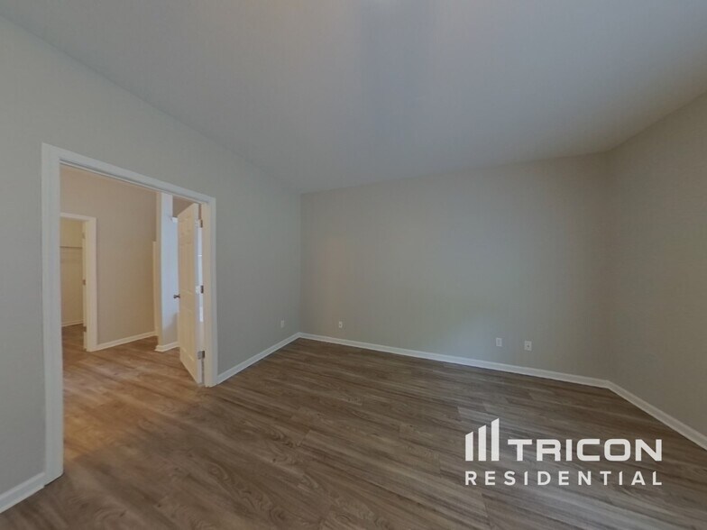 Building Photo - 239 Ridge Terrace Ln