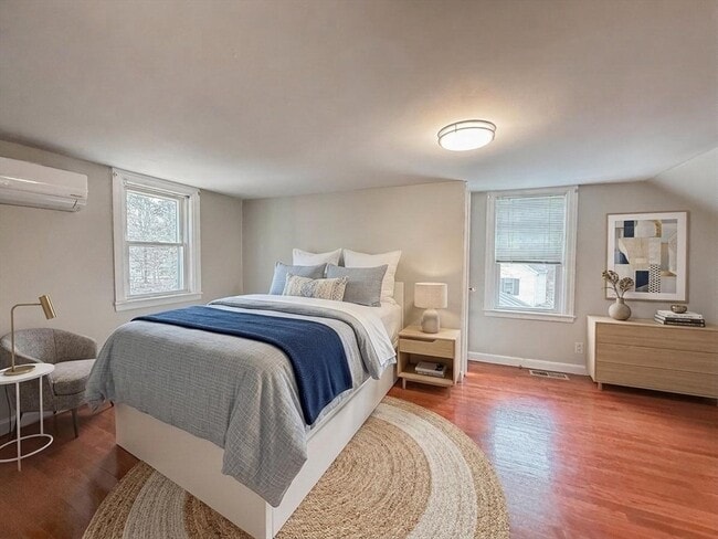 Building Photo - 26 Lee Rd