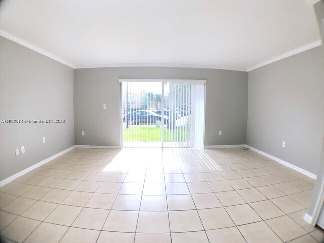 Building Photo - 12804 SW 31st St