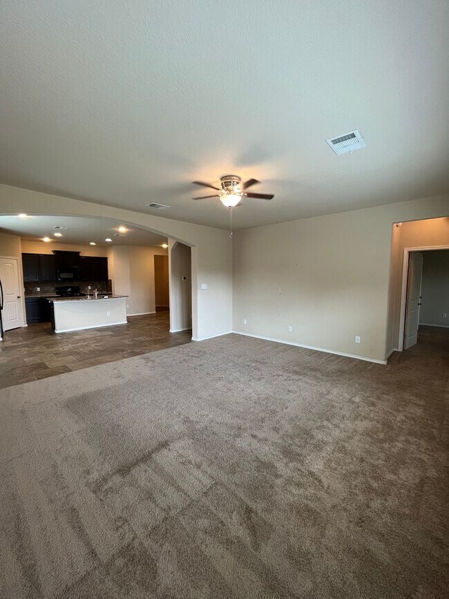 Building Photo - 4326 Stanley Park