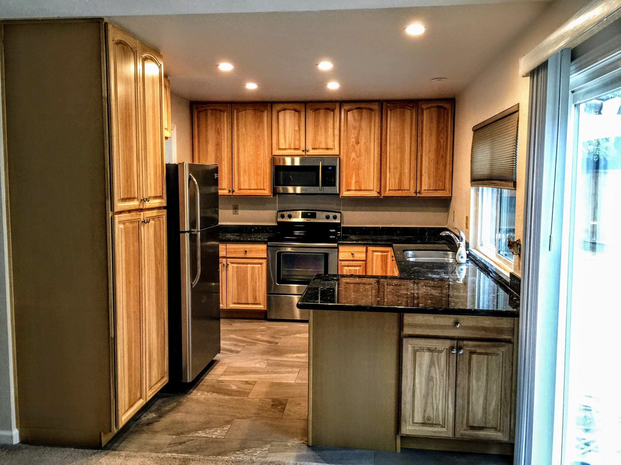 Kitchen - 7471 Aaron Ct