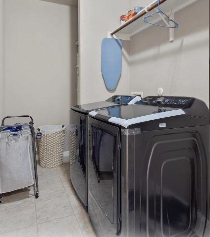 Building Photo - 2781 Santa Ana Ln