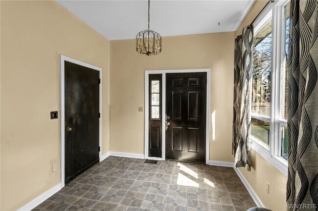 Building Photo - 4098 Bailey Ave