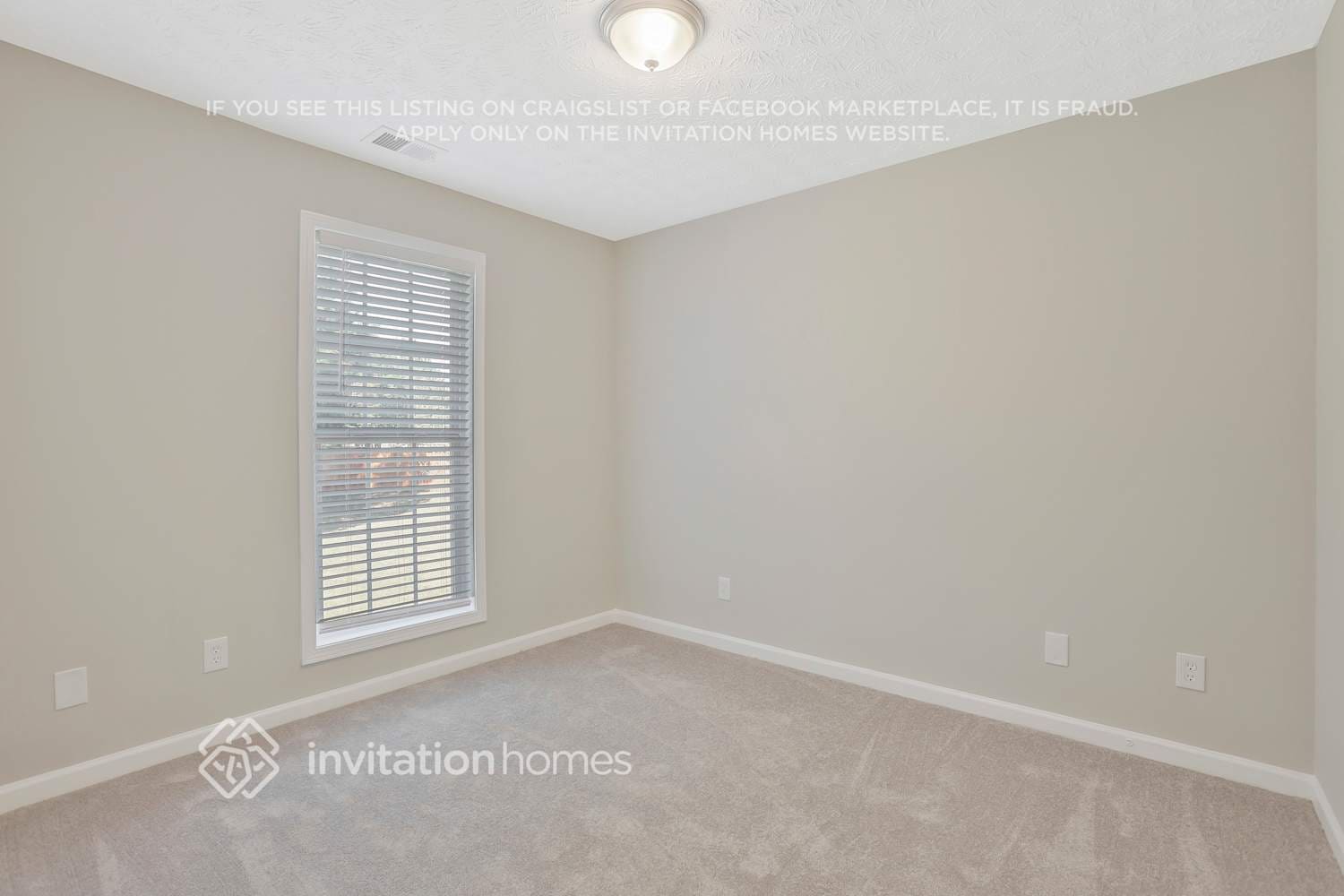 Building Photo - 3974 Riverside Pkwy