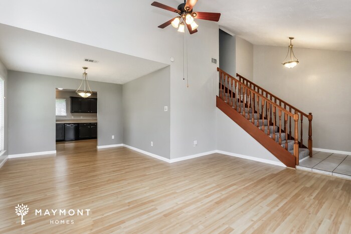 Building Photo - 2024 Northampton Dr