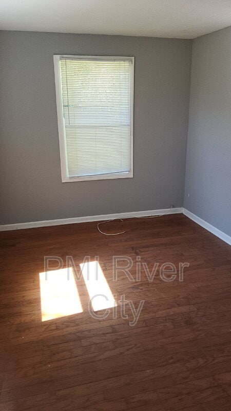 Building Photo - 821 Stanwick Rd
