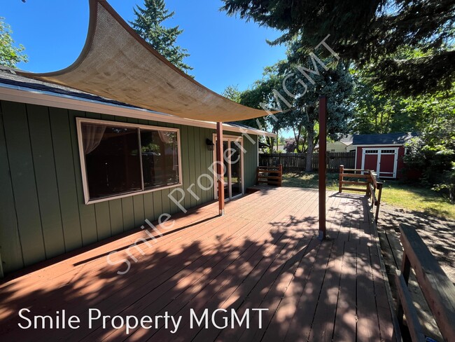 Building Photo - 3819 SE 130th Ave