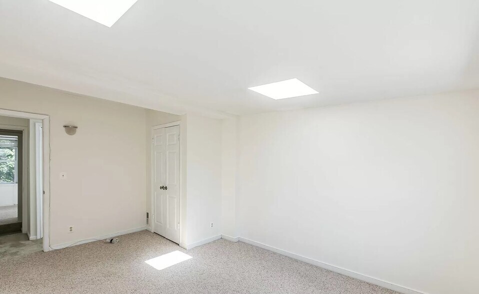 Building Photo - 314 Otterbein St