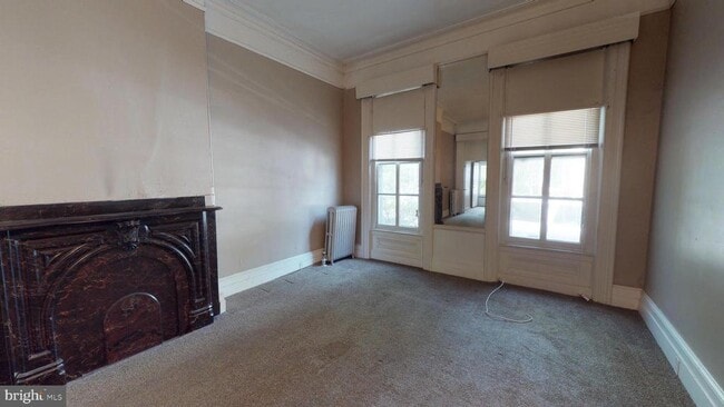 Building Photo - 112 Garden St