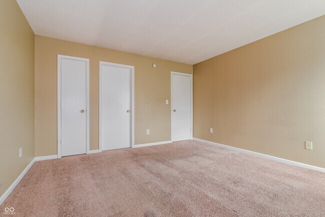 Building Photo - 4206 Village Trace Blvd