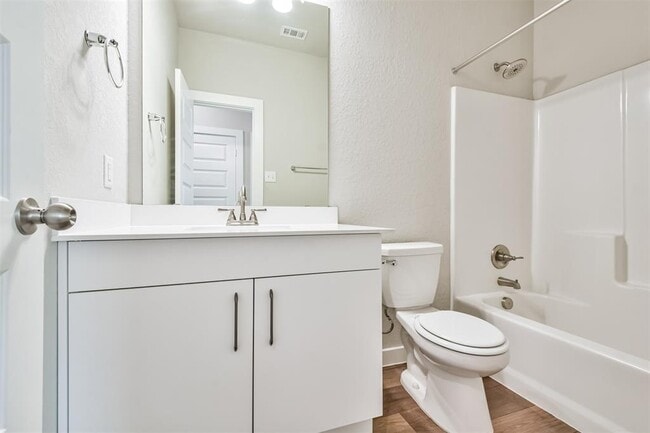 Building Photo - 25129 Pacific Wren Dr