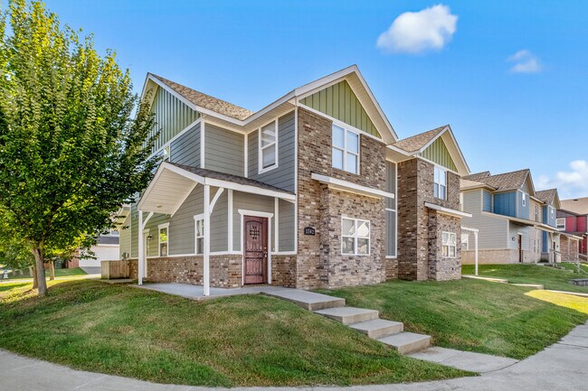 Primary Photo - 1342 N Sicily Ln