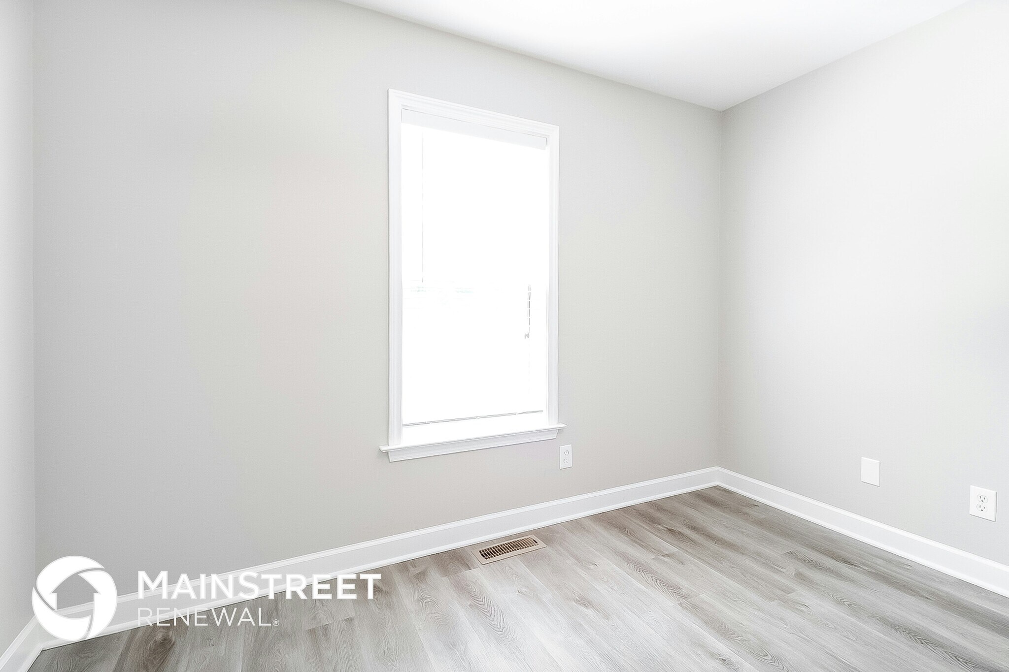 Building Photo - 533 May Rd