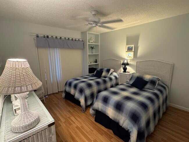 Building Photo - 147 Deer Creek Blvd