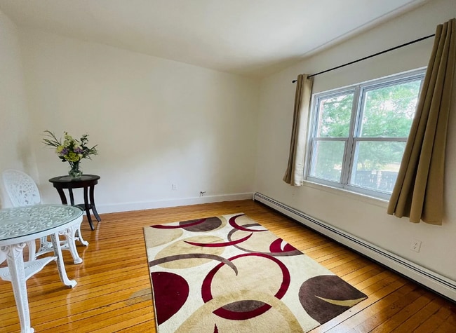 Building Photo - 22 Shanley St