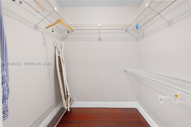 Building Photo - 6423 Collins Ave