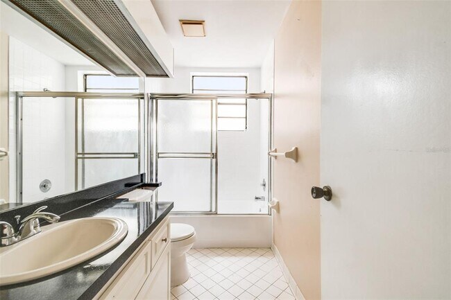 Building Photo - 101 Lindsay Ln