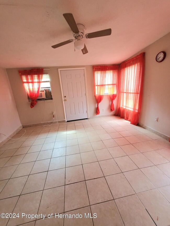 Building Photo - 27334 Dale Ave