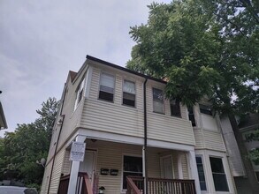 Building Photo - 1334 W 89th St
