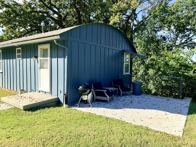 Building Photo - 2949 S 78th St