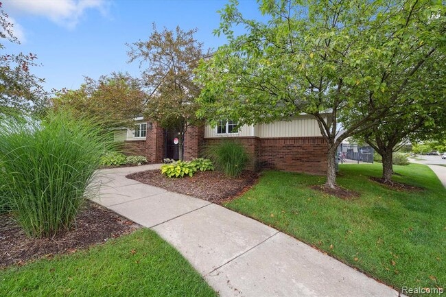 Building Photo - 10113 Ridge Run St