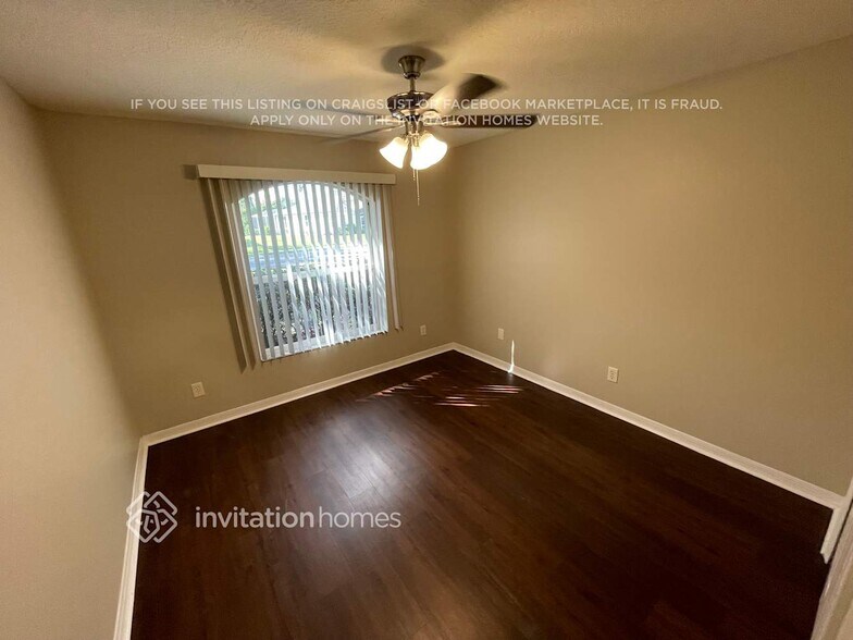 Building Photo - 4653 72nd Ct E