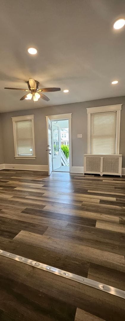 Building Photo - 4 BD 1.5 BA
