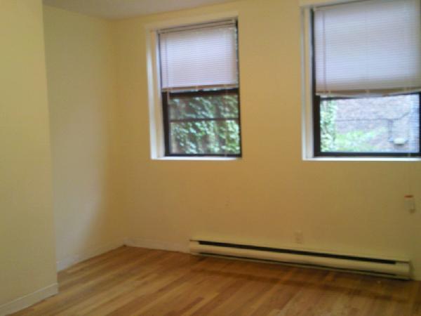 Primary Photo - 1293 Commonwealth Ave