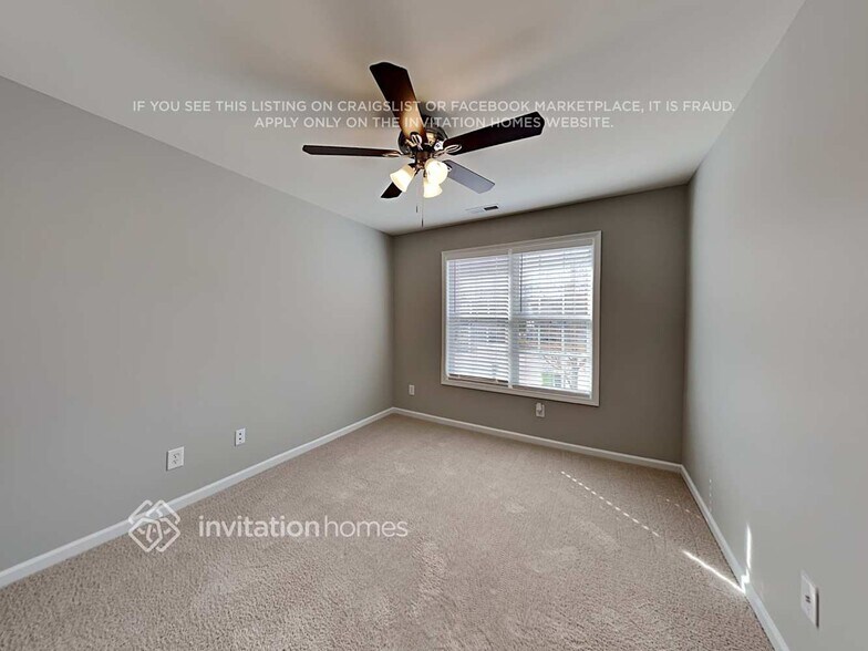 Building Photo - 302 Star Ruby Dr