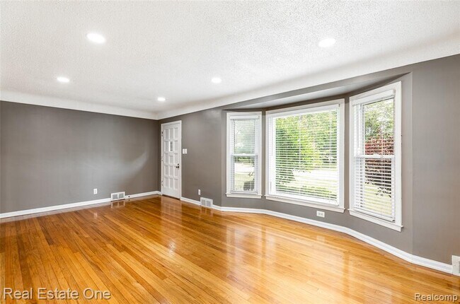 Building Photo - 4313 Berkshire Rd