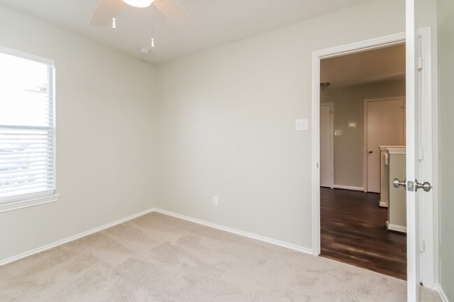 Building Photo - 12919 Belmont Legend Ct