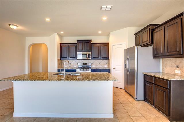 Building Photo - 9133 Edenberry Ln