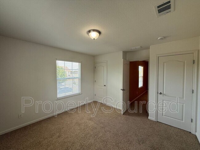 Building Photo - 1688 Gathering Ln
