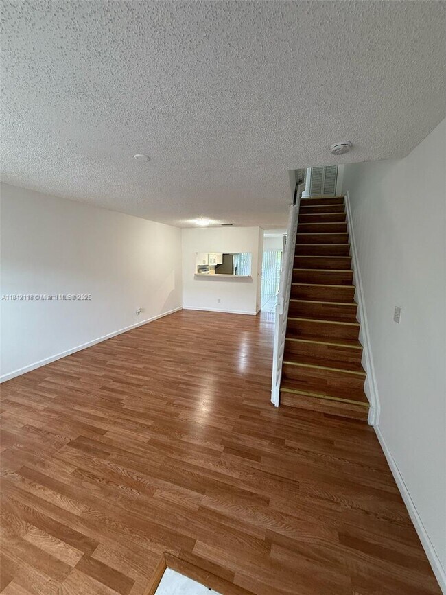 Building Photo - 6815 Sienna Club Dr